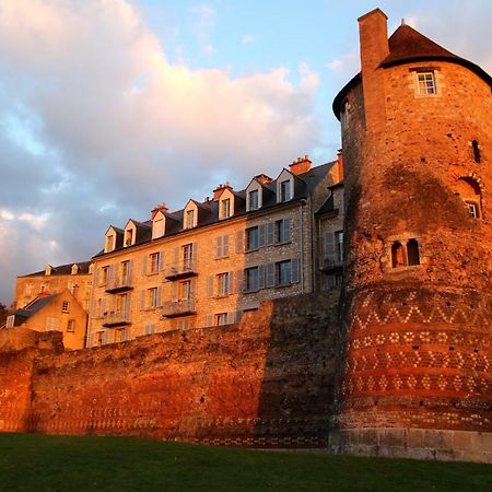 Logis Louisblanc, Muraille Romaine, Lit Queen-Size, Centre Ville ルマン エクステリア 写真